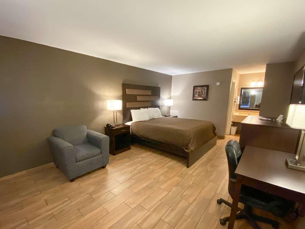 Quality Inn & Suites New Boston Номер фото