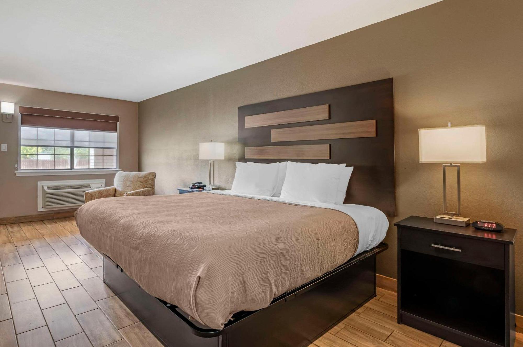 Quality Inn & Suites New Boston Экстерьер фото
