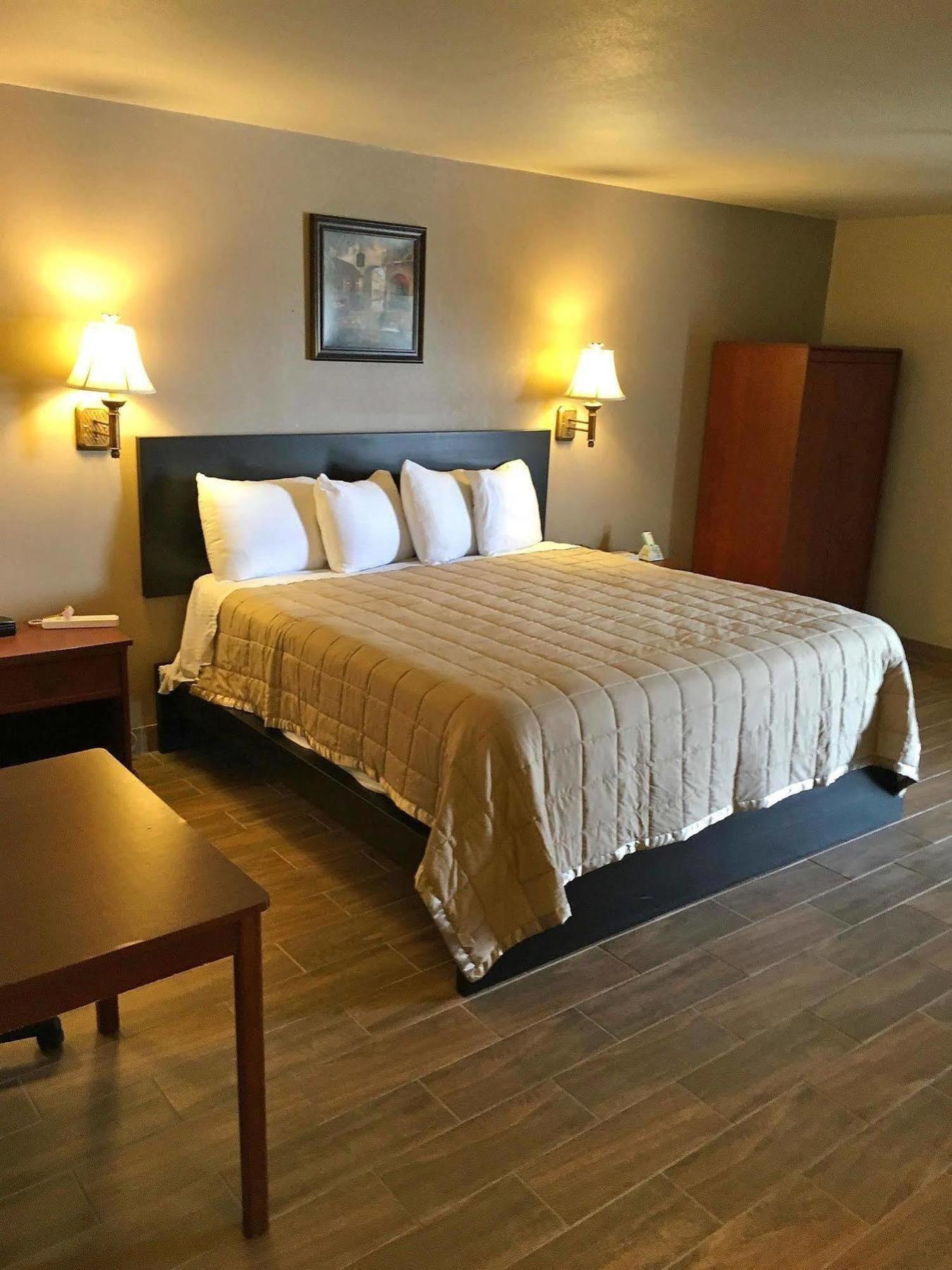 Quality Inn & Suites New Boston Экстерьер фото