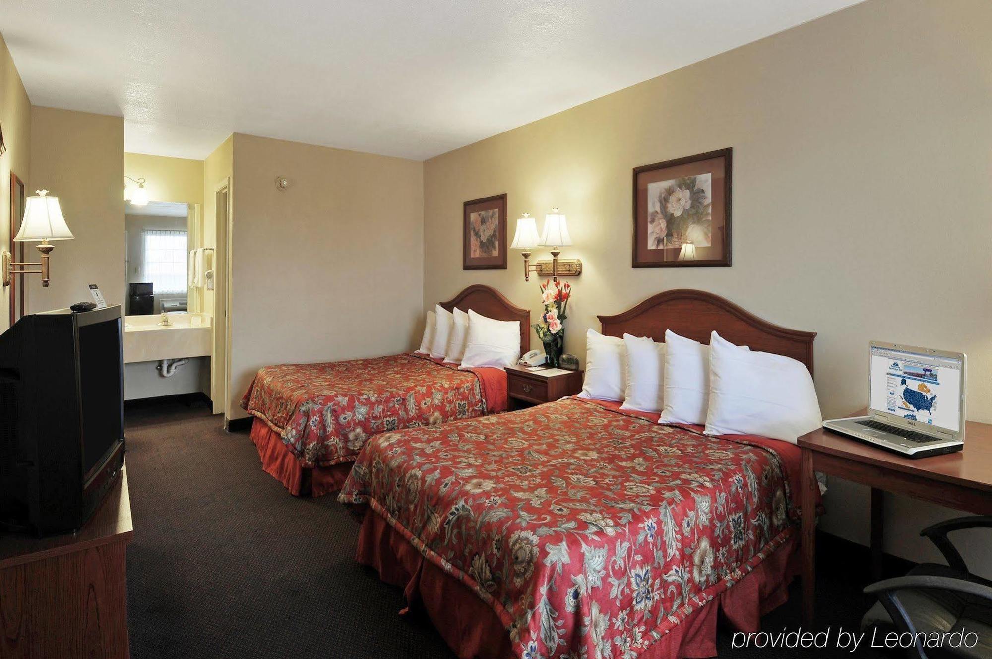 Quality Inn & Suites New Boston Экстерьер фото